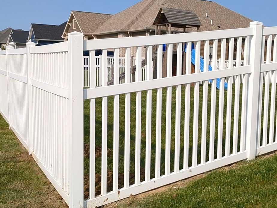 vinyl fence Fort-Wayne Indiana