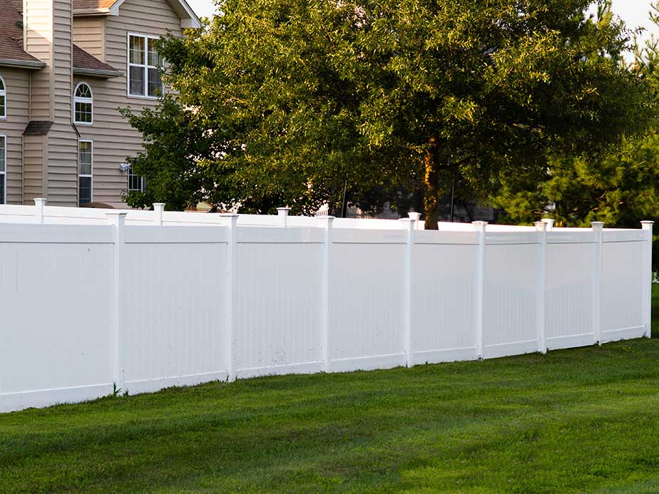 Huntertown Indiana wood privacy fencing